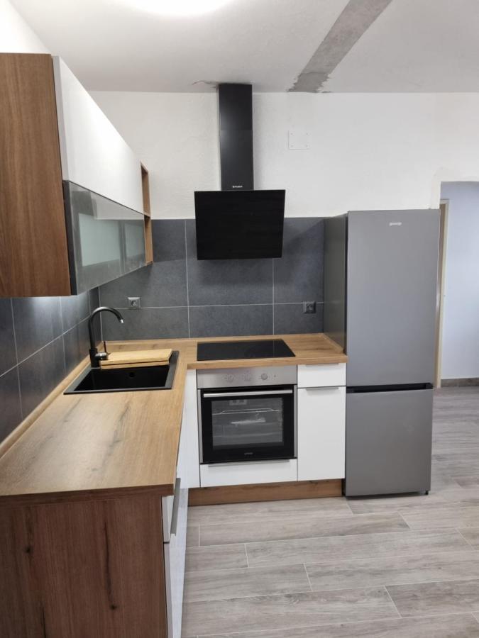 Apartment Ante Klek Buitenkant foto
