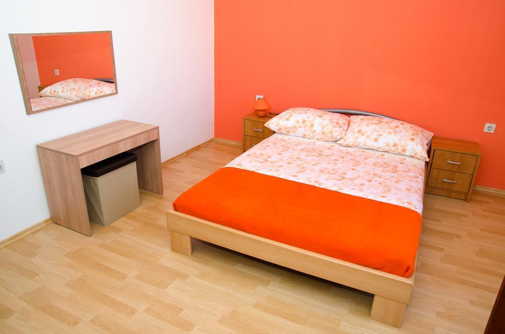 Apartment Ante Klek Buitenkant foto